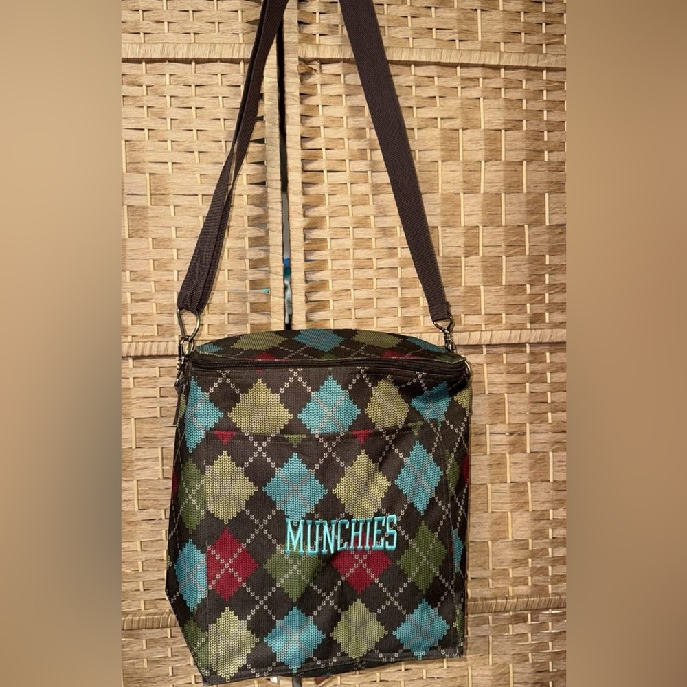 Thirty-One Argyle cooler Bag with Strap